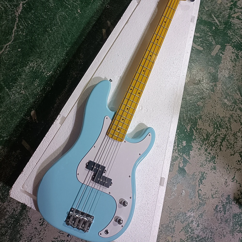 

4 Strings White P Electric Bass Guitar with Reverse Headstock Yellow Maple Fretboard Customizable