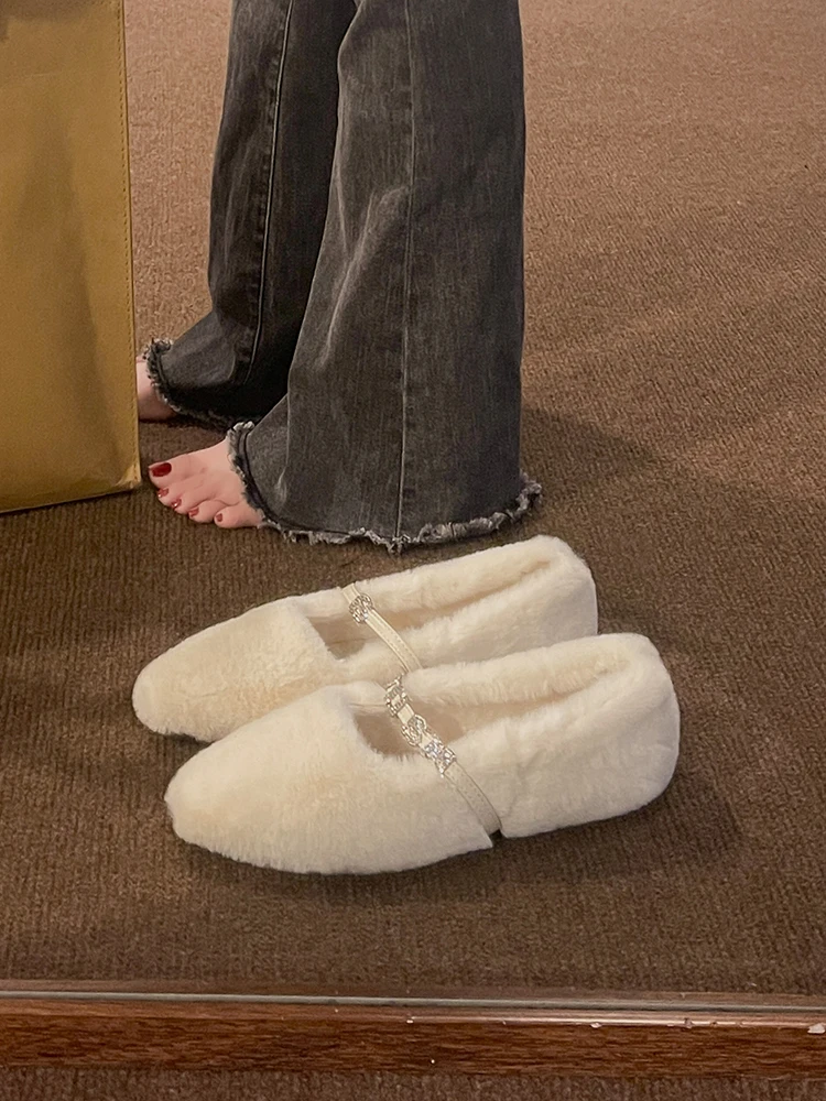 

Лоферы, женская зимняя обувь на меху, модная женская обувь с острым носком без застежек, повседневные кроссовки 2023, платье без застежки, новая однотонная плоская обувь из флока