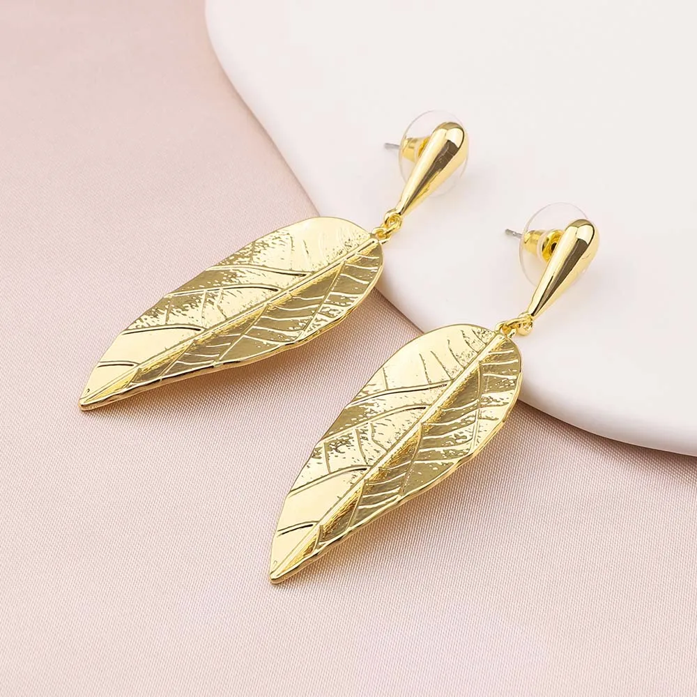 

American Women's Earrings Cute and Exquisite Leaf shaped Design Evening Dress Accessories Festival Party Gifts