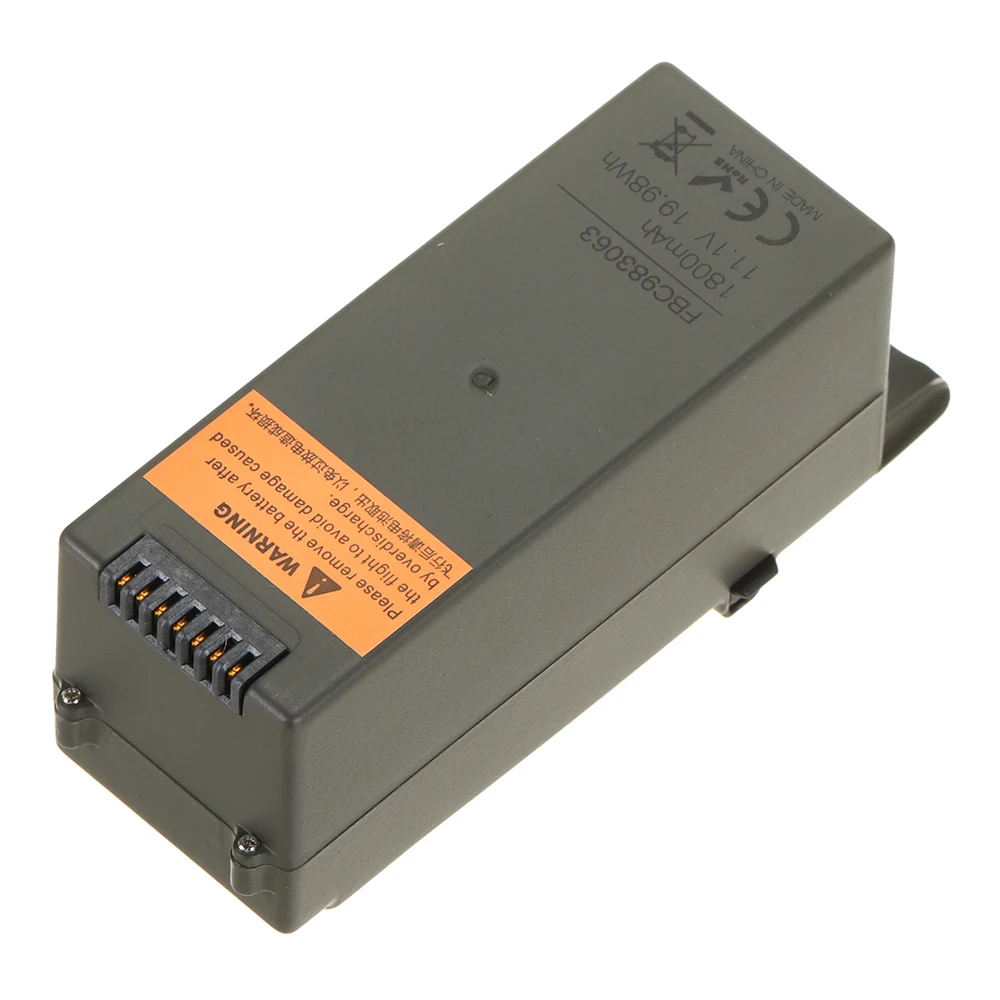 Batterie LiPo 1800mAh 11.1V 25C pour hélicoptère RC Eachine E250 AH-64 Apache, posée sur une surface avec étiquette visible