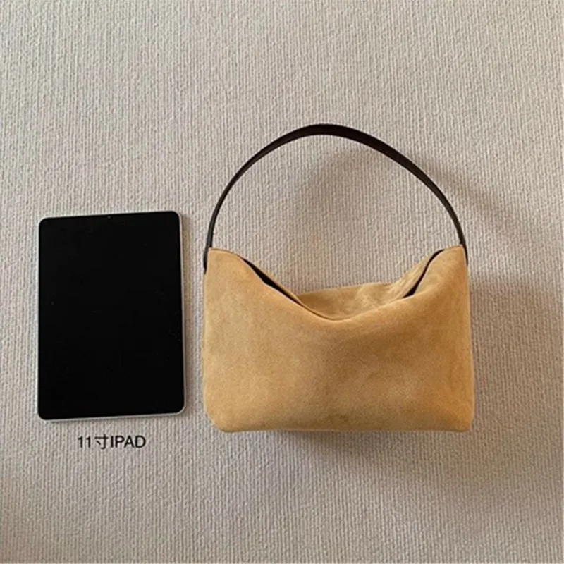 Retro Velvet Women's Bag, Splicing Handbag, Versatile Single Shoulder Armpit Bag with Magnetic Buckle Fashionable Matte Tote Bag