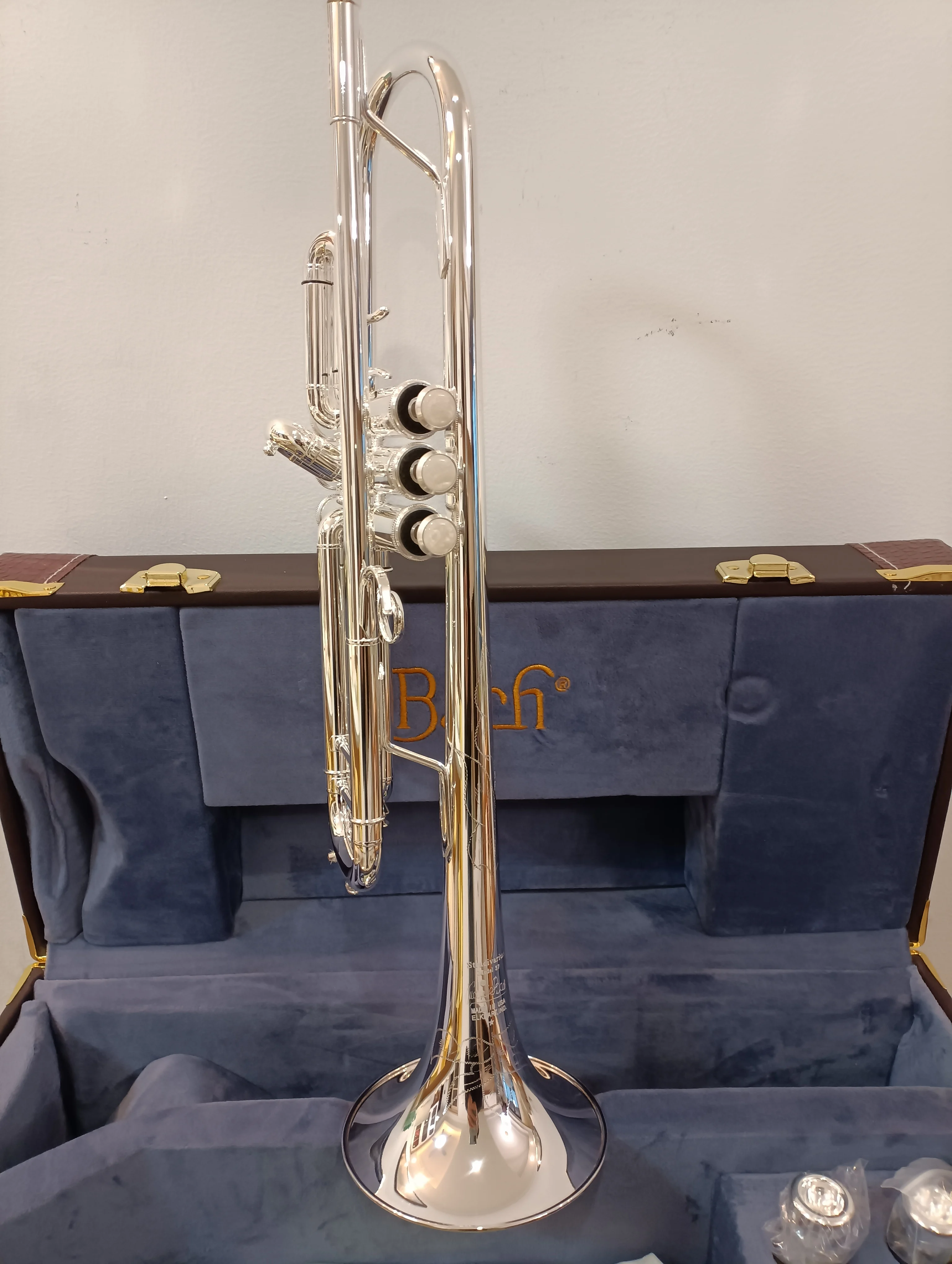Trumpet Model 37 Silver Plated LT180S-37 Trumpet Instrument with Original Blue Case