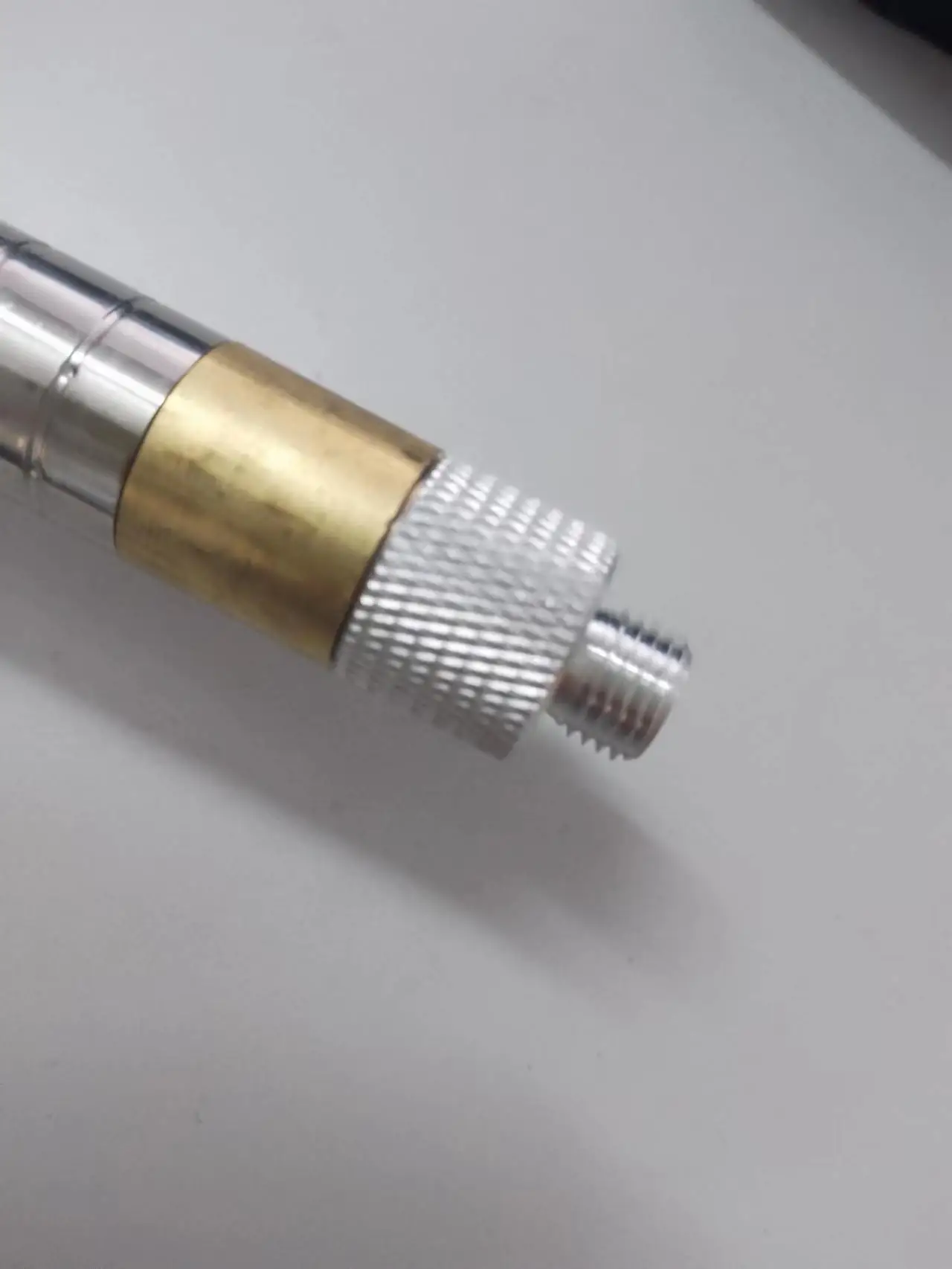 24 macho parafuso montagem adaptador liga de alumínio para antena V
