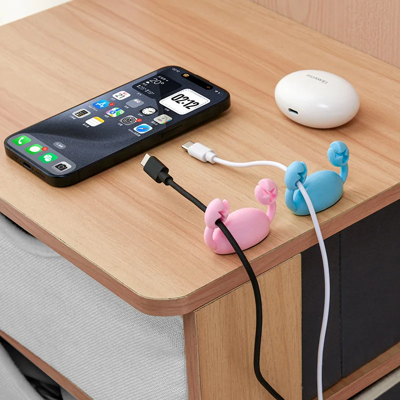 Cute Crab Cable Organizer Clip Data Cable Stand Mobile Phone Charging Organizers Fixer Desk Self-Adhesive Wire Tidy Holder cable organizer