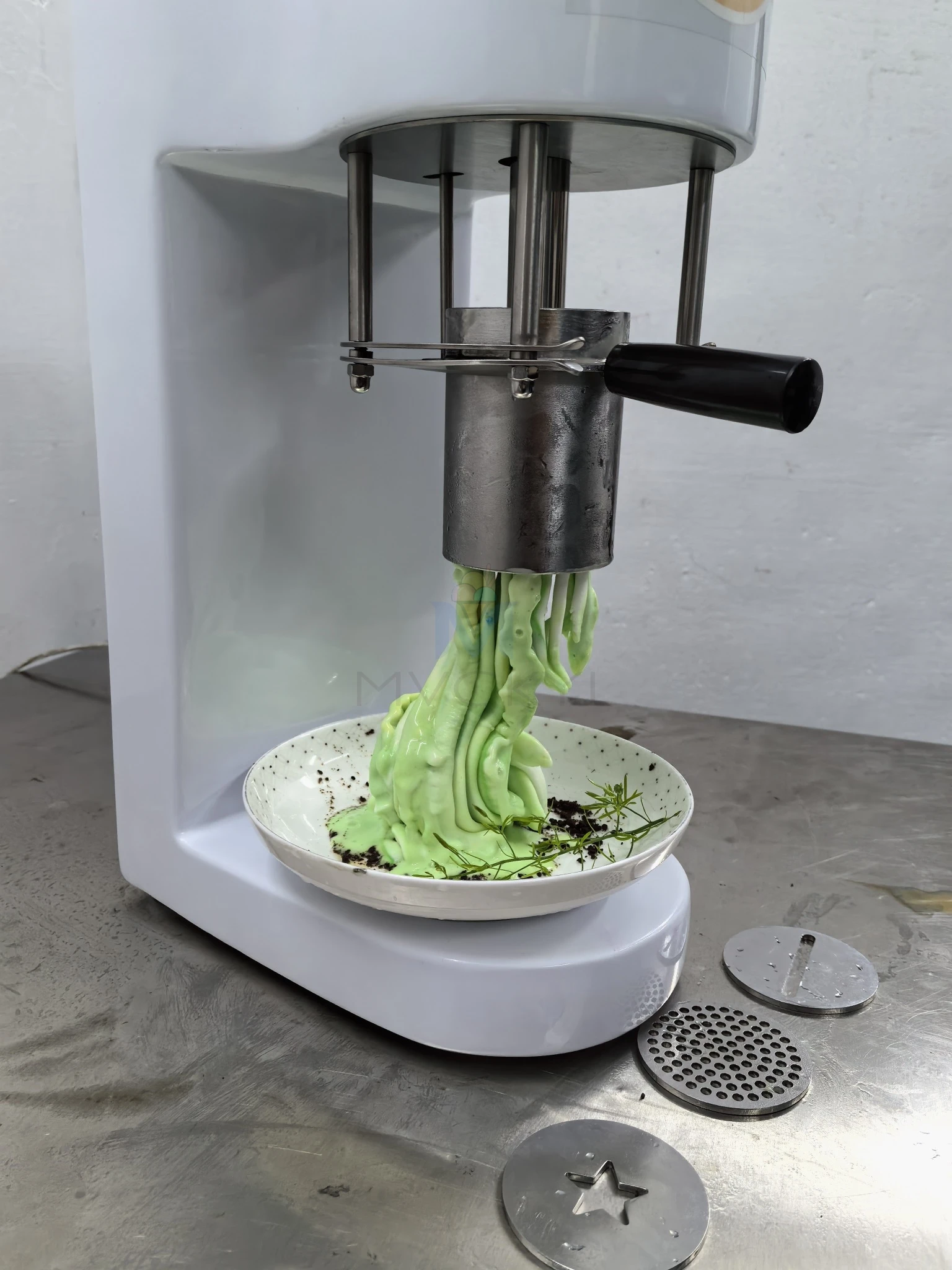 Mvckyi spaghetti noodle ice cream machine automatic ice cream embossing noodle ice cream machine spaghetti gelato making machine 3