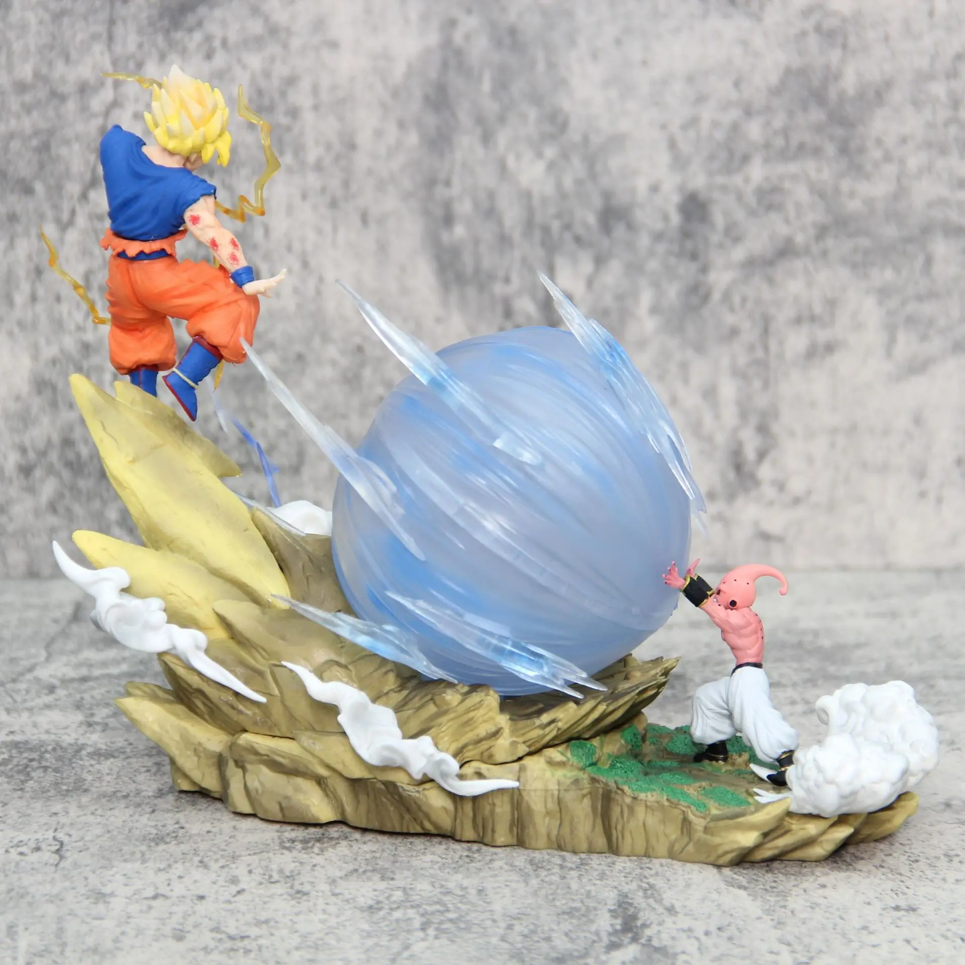 Figurine Dragon Ball Z Son Goku Vs Majin Boo - 22 Cm PVC - Produit Dérivé De Collection Neuf