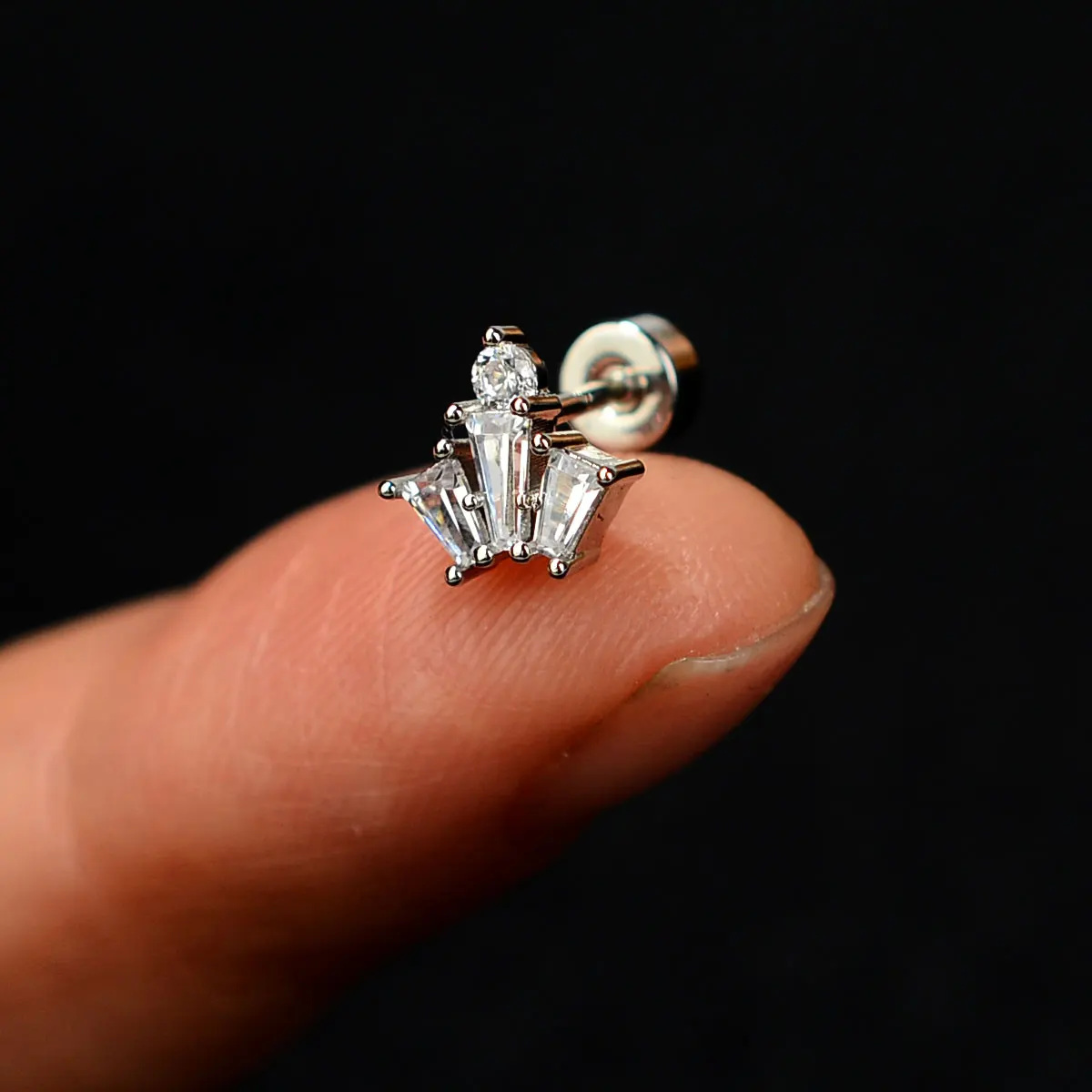 1PC Mini Schmetterling Blatt Knorpel Schraube Stud Ohrring für Frauen Kristall Zirkon Lobe Tragus Helix Ohrringe Körper Piercing schmuck – Detail 22
