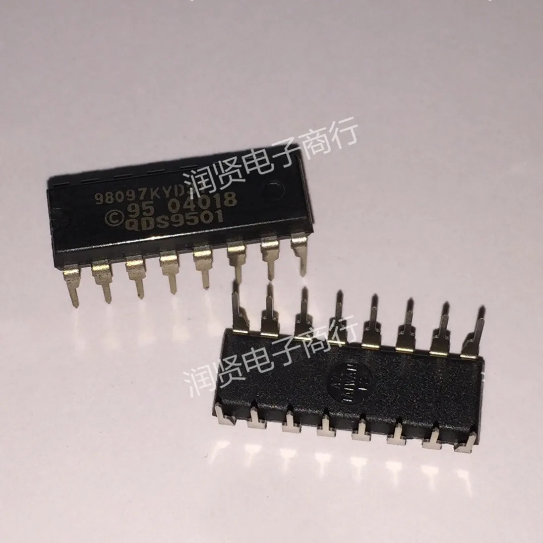 

5 шт. QDS9501 QDS9501 DIP совершенно новый оригинальный