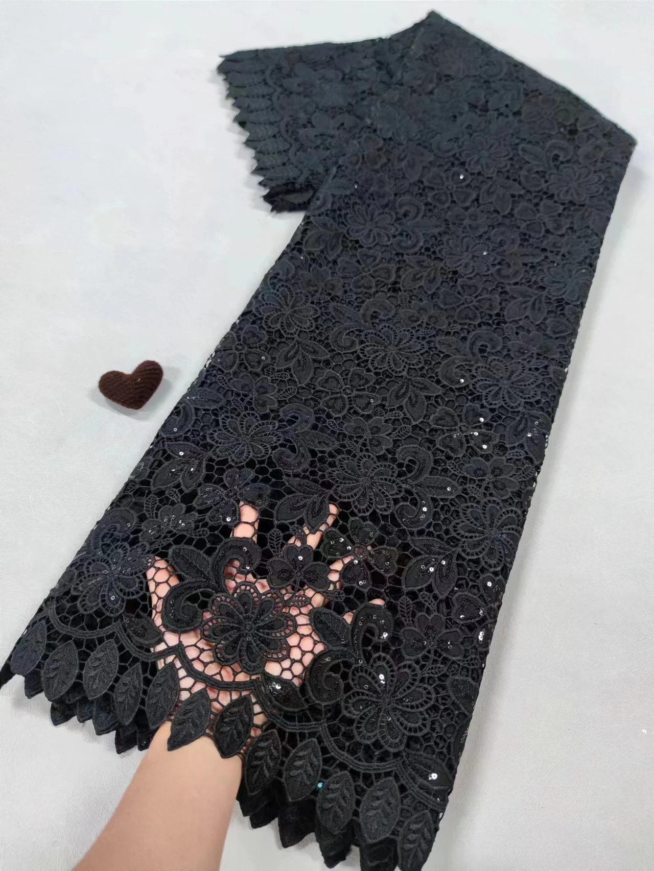 

New Arrical Nigerian High Quality Net Lace Fabric French Guipure Cord Luxury Sequins Lace Fabric For Women Party Evening Dresses