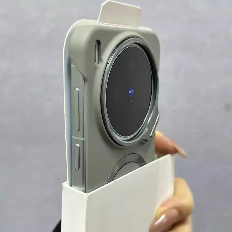 Sleek Solid Color Magnetic Phone Cover with Bracket - Shockproof Protective Shell Bumper
