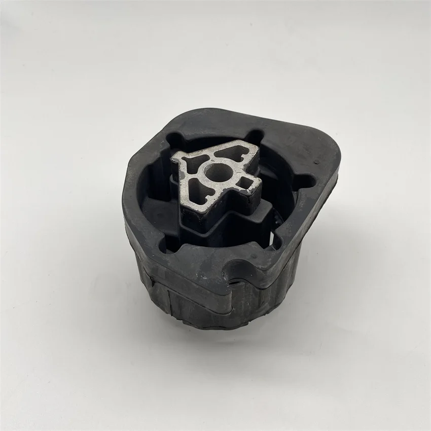 STZT 22323780025 Transmission Mount 3780025 22316764211 Car parts for BMW X5 E53 Transmission mounting