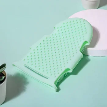 Dog Cat Bath Glove Deshedding Massage Brush Effective Cleaning Back Animal Fur Hair Removal Soft Safety Silicone Pet Accessories 5