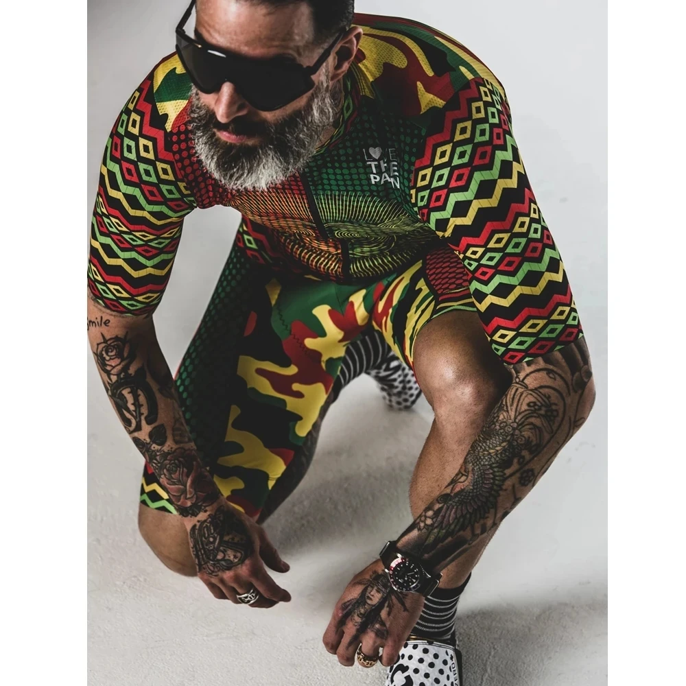 Love The Pain Summer Cycling Pro Team Apparel Set Di Maglie A Maniche Corte Da Uomo 9D Gel Pad Bib Shorts Ciclismo Maillot Bike Kit