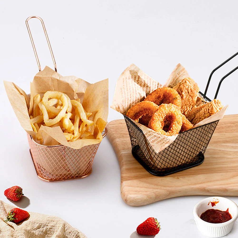 

Mini Square Fry Basket Metal French Fries Chips Holder with Handle Desk Food Presentation Mesh Basket Kitchen Accessories Tools