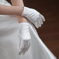 WG066 Elegant Satin White Short Bridal Gloves Finger Wrist Brides Bridesmaid Handschuh Women Pageant Perform Prom Accessories