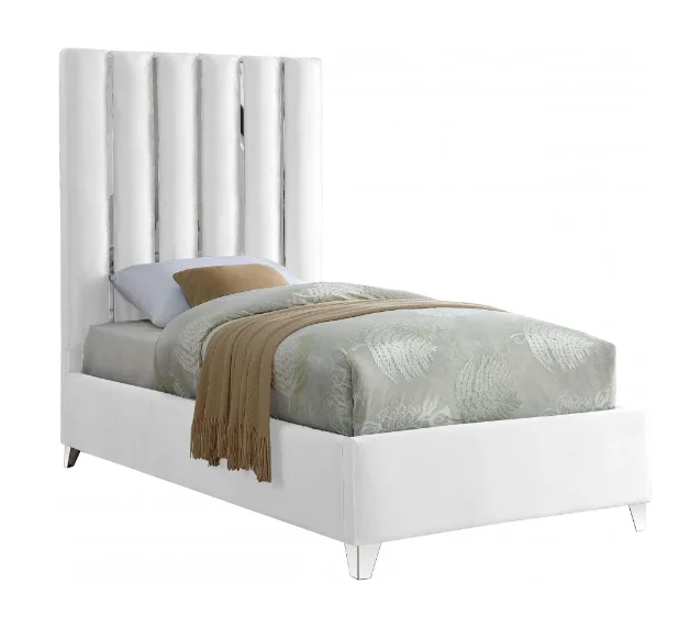 

Light luxury modern minimalist solid velvet bed European 1.8m double master bedroom furniture single bed furniture