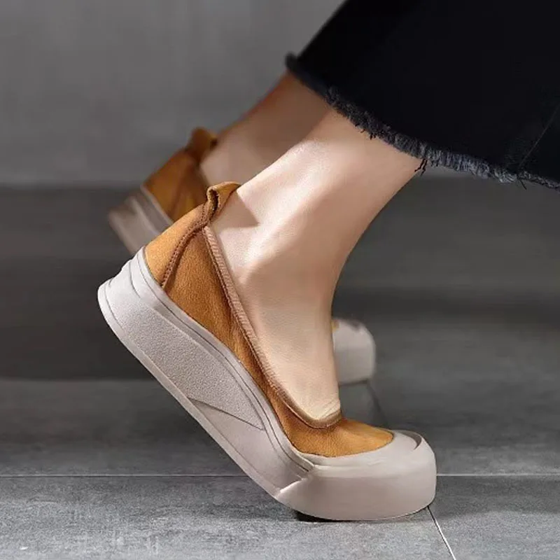 Women Loafers Autumn Thin Shoes 4cm Platform Heels Fashion Thick Sole Flatform Shoes New Slip-on Pumps Soft Leather Casual Shoes 4