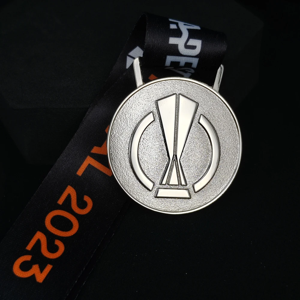 Vendita Calda 2023 Argento Europa Champions Medal The Premier League Champions Medaglie Medaglie In Metallo Fan Souvenirs