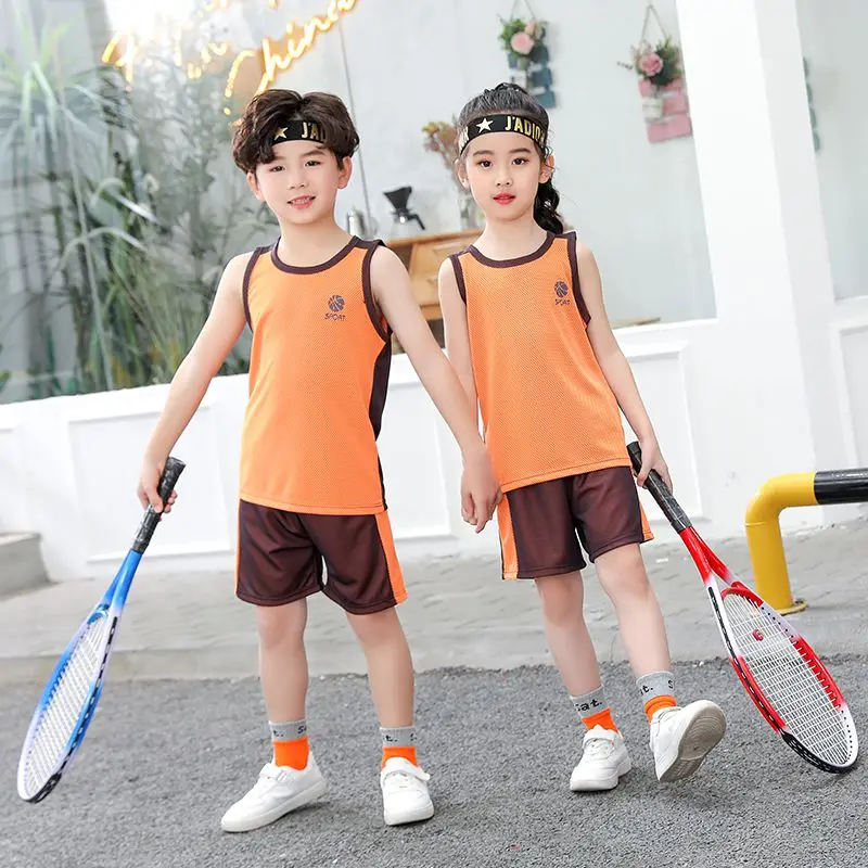 Boys Round Neck Short Sleeve T-Shirt Top & Shorts 2pcs Set Graffiti Buckle  Basket Print Basketball Tracksuit Quick Dry Workout Casual Kids Clothes