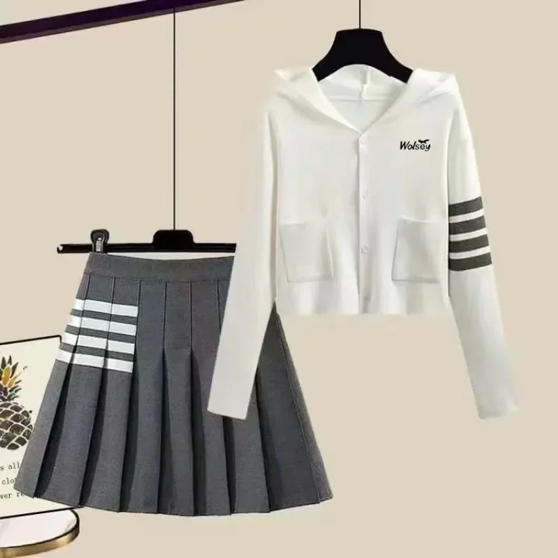 Sports Skirts Women Yoga Suit Set Women's Golf Clothing Golf Skirts and Top Suits Knitwear Sweater Two Piece Tennis Wear