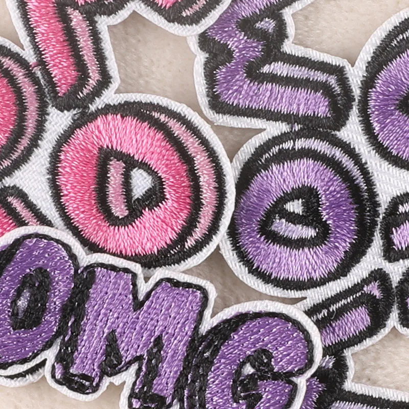 6Pcs Omg Oh Wow Ricamo Riparazione Patch Bag Giacca Jeans Cartoon Iron On Patch Per Vestiti Colla Sticker Decorazione Appliques