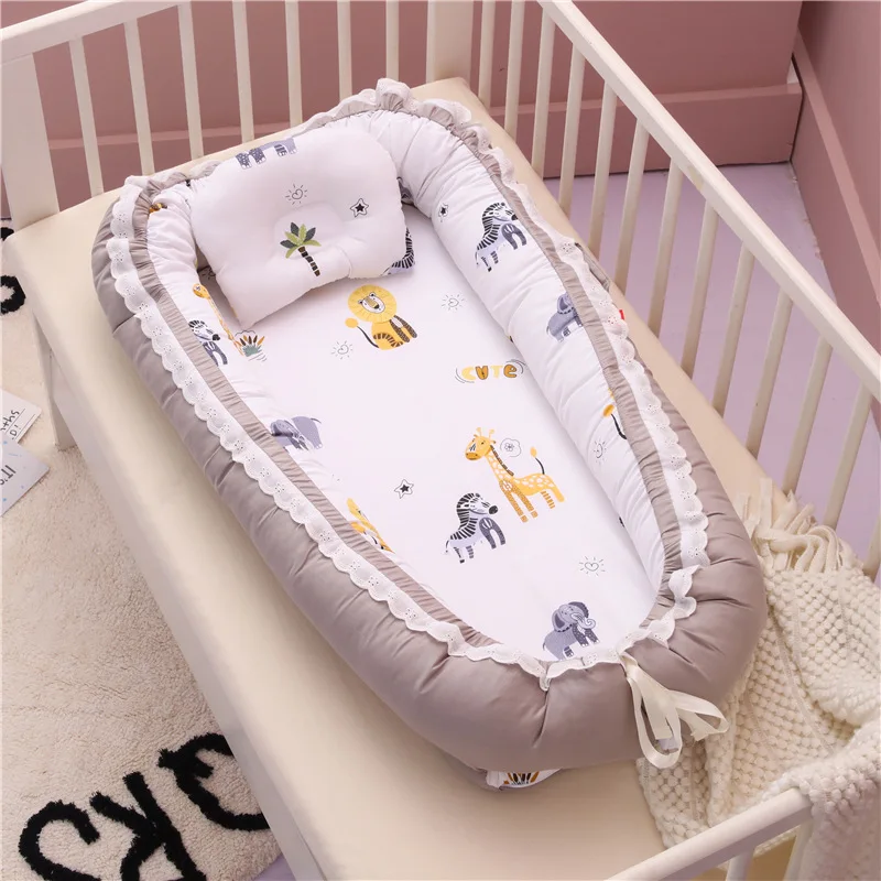 

Portable Crib Baby Nest Bed Folding Newborns Cots Nursery Sleep Nest with Pillow Infant Cradle Baby Bassinet Bed Carry Cot