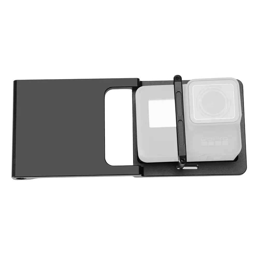 Adaptateur de montage pour cardan installé sur une GoPro Hero 5, montrant la compatibilité avec DJI Osmo Feiyu Zhiyun