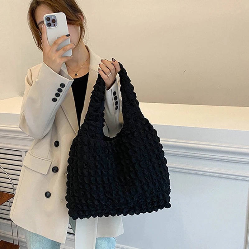 Damen Schultertasche Korean Style | Plissierte Umhängetasche | Wolkendesign & Trendige Handtasche | Mehrwege Tasche