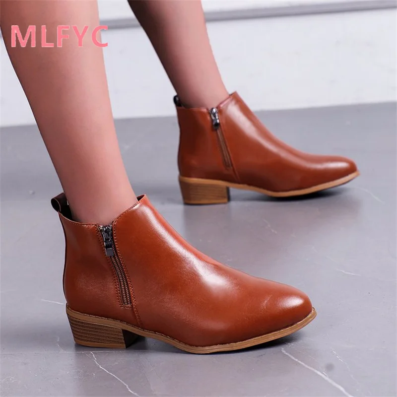 Women's Fashion Autumn and Winter New Low Heel Short Boots Ladies Side Zipper Square Heel Round Toe Bare Boots
