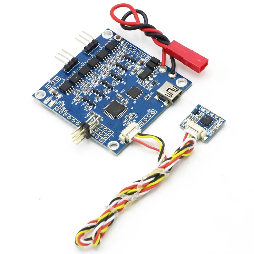 Carte contrôleur de cardan brushless 2 axes BGC 3.0 MOS installée sur un drone FPV avec câblage