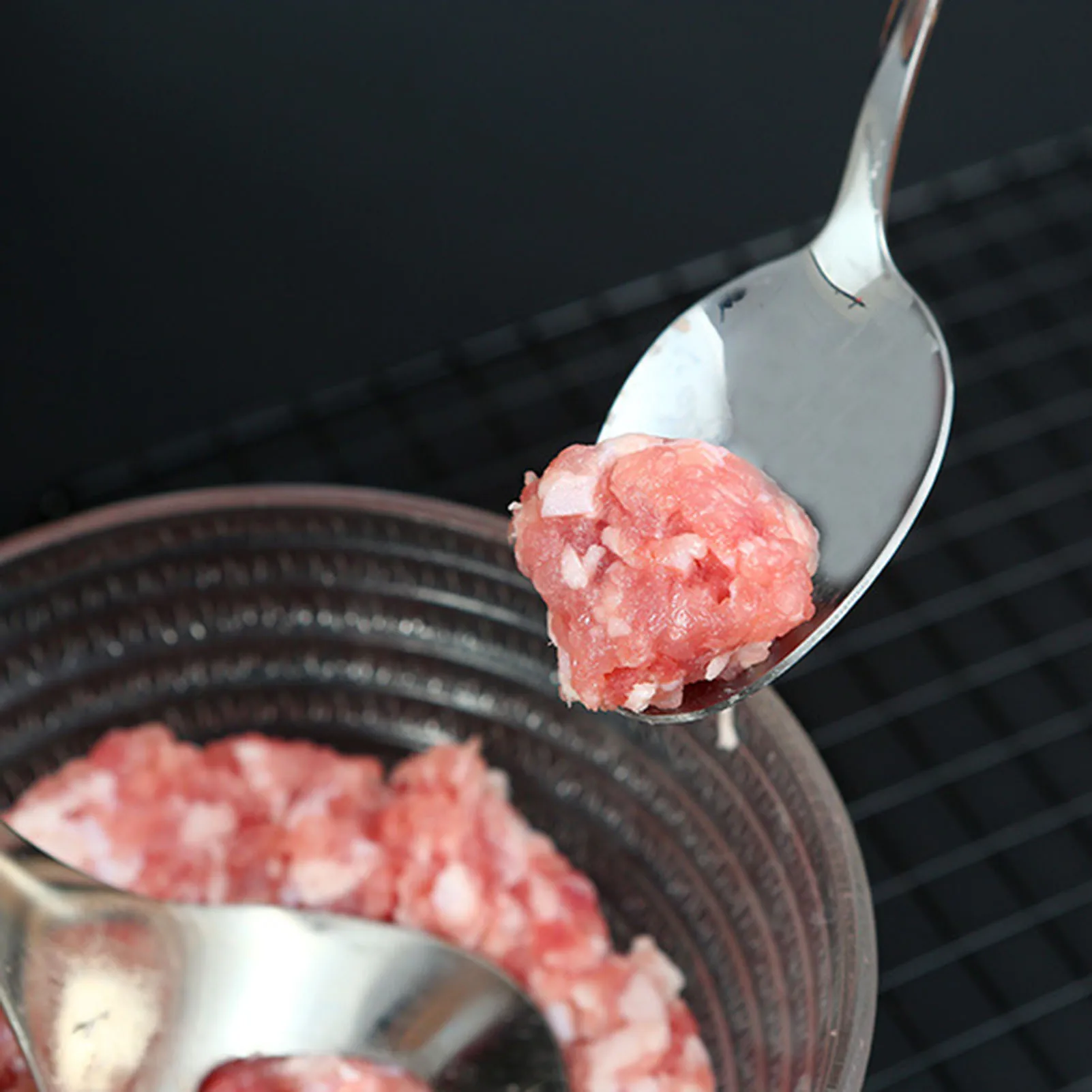 Meatball Scoop with Long Handle Easy to Clean and Dishwasher Safe for Make Meatballs and Fishballs