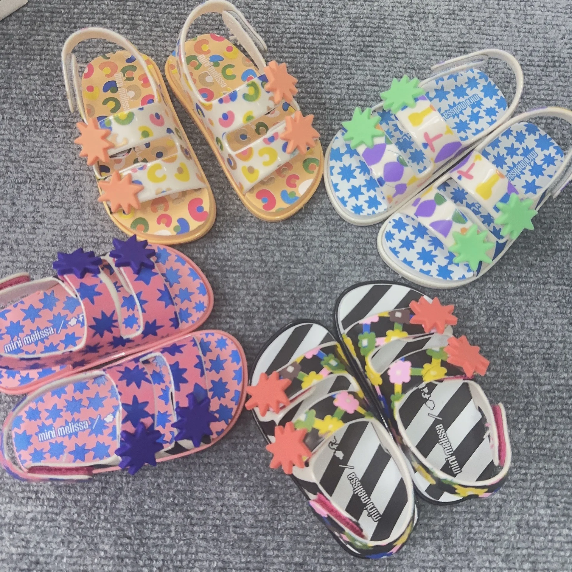 Mini Melissa Girls Sandals Summer New Contrast Color Cow Pattern Flat Children Sandals Fashion Baby Boys Girls Beach Shoes 2