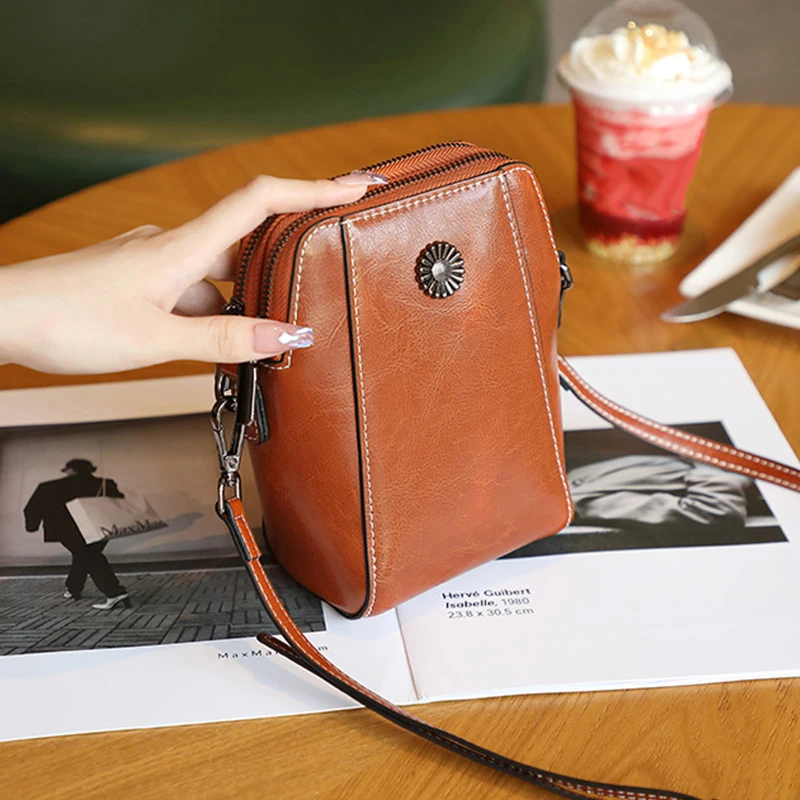 Single Shoulder Crossbody Bag Female Fashion Temperament Leather Women's Bag Vertical Mobile Phone Bag Crossbody Mini Small Bag