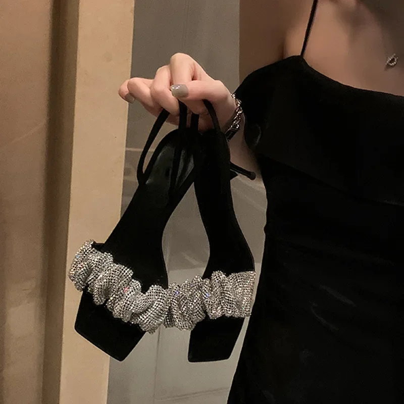 

One line buckle sandals, fairy style slim heels, retro medium heels, square toe rhinestone high heels