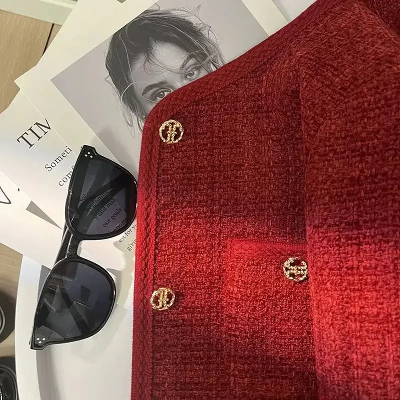 2024 Winter New Fleece Thickened Tweed Style Women's Jacket Elegant Fashionable Petite Cropped Top Red Color Denim Coat - Image 4