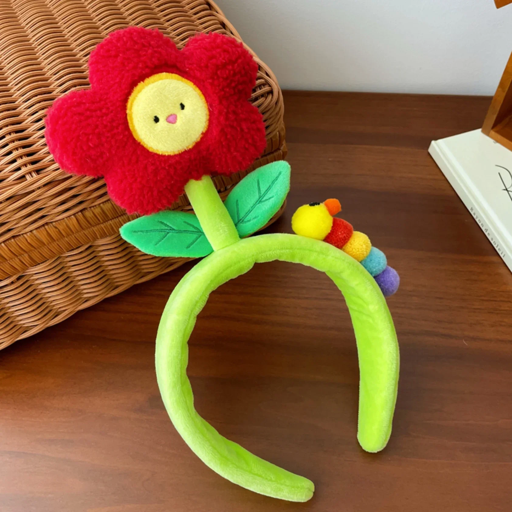 Cartoon Caterpillar Flower Face Wash Hair Band Cute Plush Hair Clip Head Band Kids Creative Funny Photography Hair Accessories