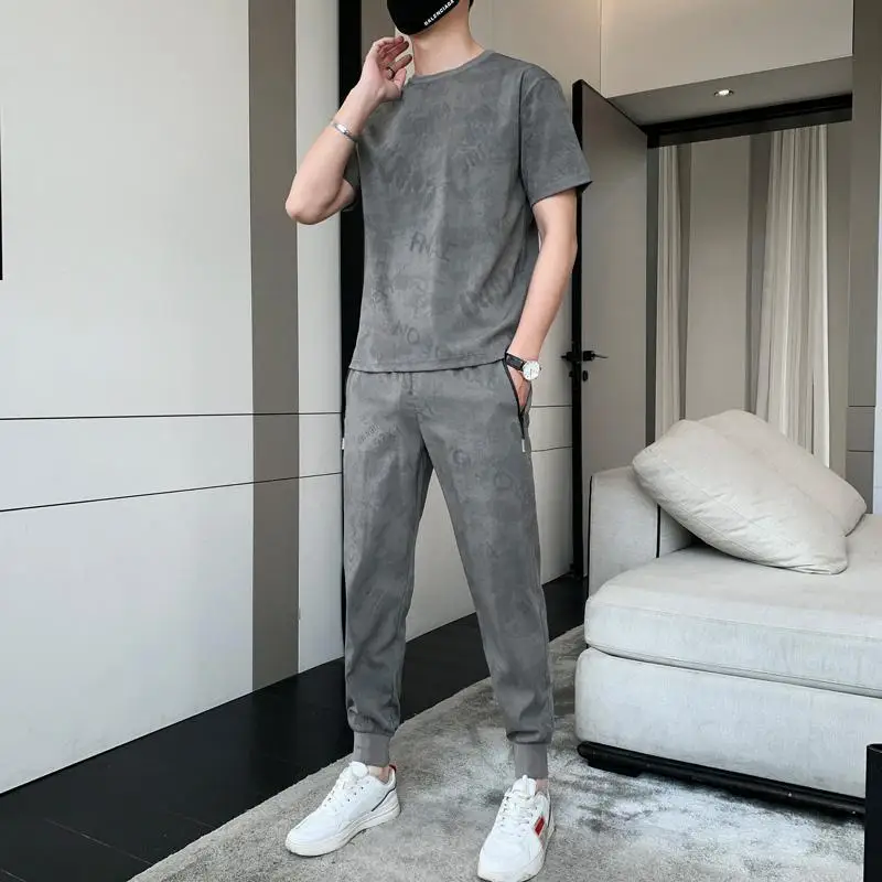 thumbnail image 1 of Conjuntos de camiseta y pantalones para hombre, trajes deportivos para correr, chándal básico barato, estampado liso, parte superior 5xl, ajuste regular, gráfico, S XL, ropa para hombre, 1 of 4