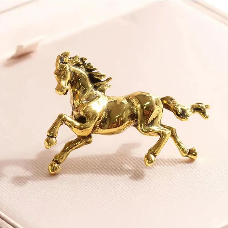 1pc Enamel Horse Racing Brooch For Women Unisex Alloy Animal Brooches Clothing Accessories Corsage Jewelry Gift