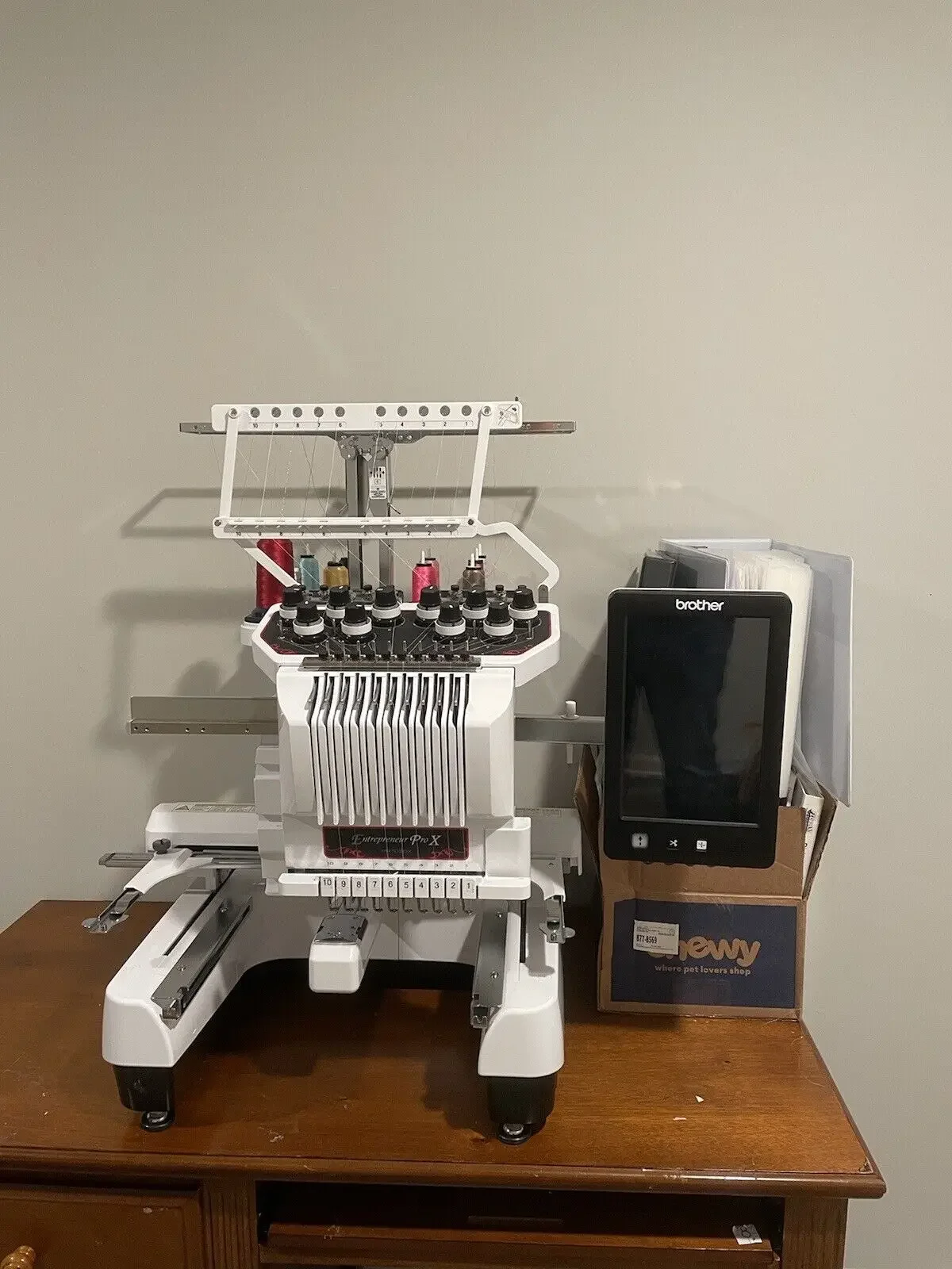 

Summer discount of 50% Brother Entrepreneur Pro X PR1050X Embroidery Machine & Hat Hoops kits