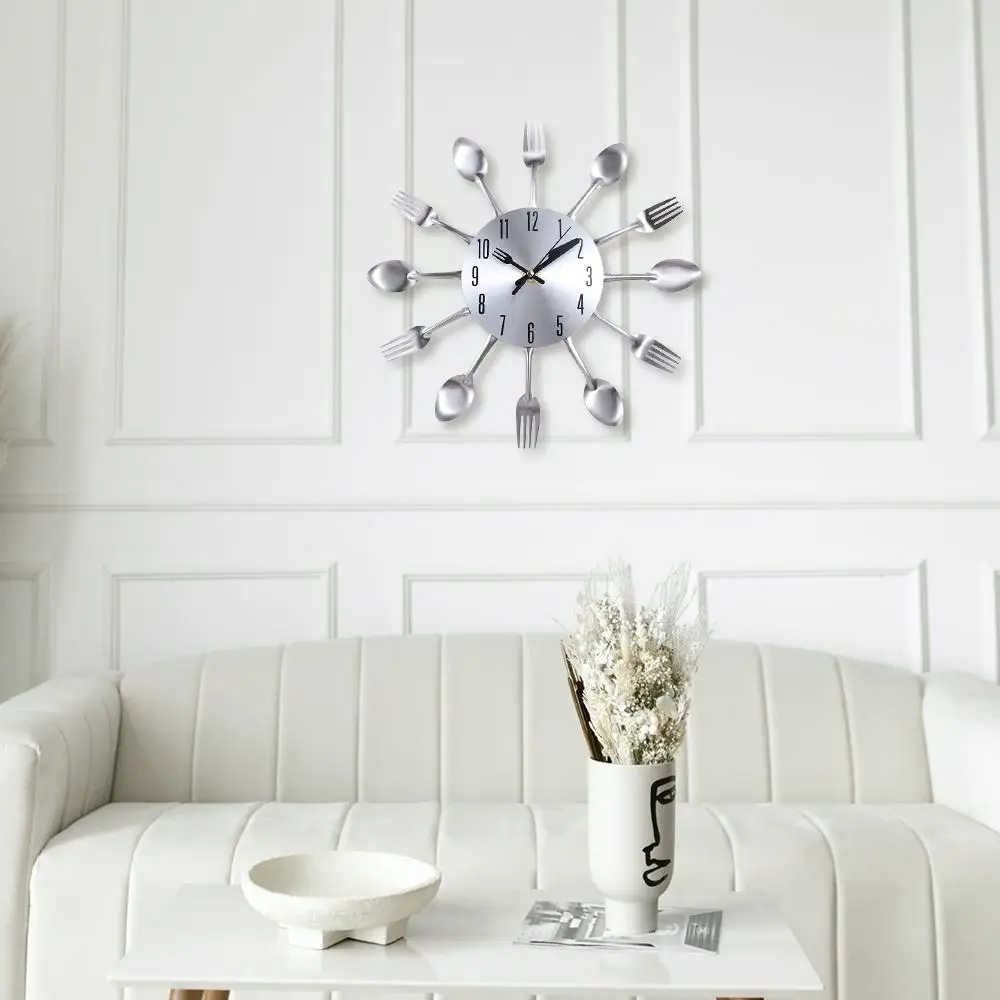 Description Picture 3 of item3D Spoon Fork Wall Clock Removable Modern Metal Clock Electronic Multifunctional Decorative Horloge Restaurant