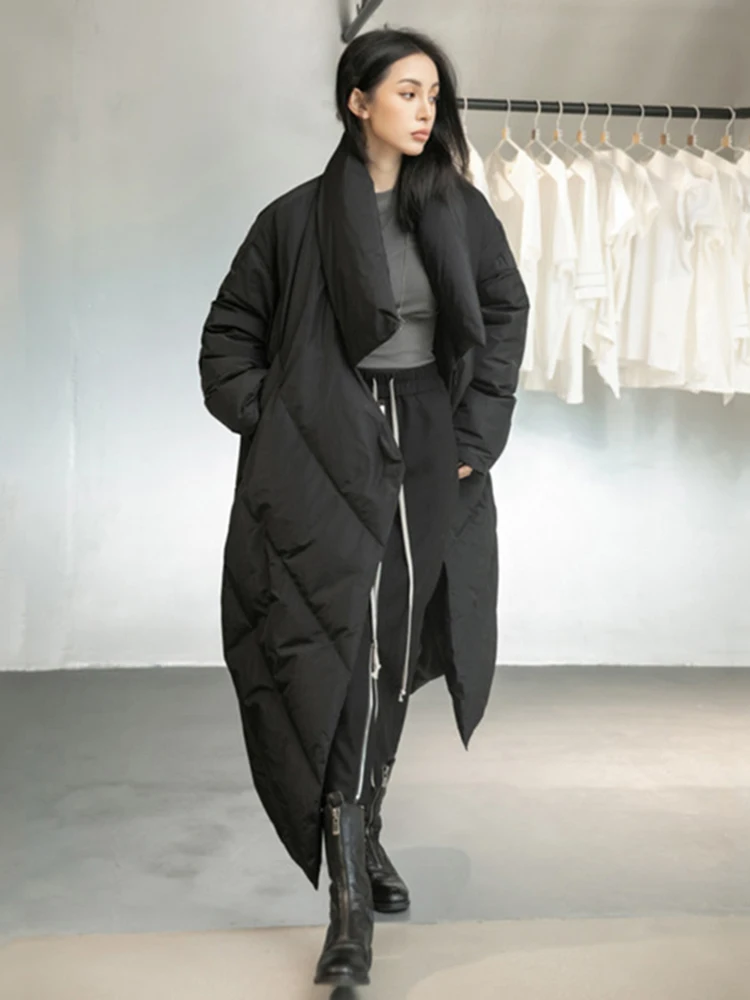 [EAM] Loose Fit Black Long Down Jacket New Stand Collar Long Sleeve Warm Women Parkas Fashion Tide Autumn Winter 2024 1DD1640