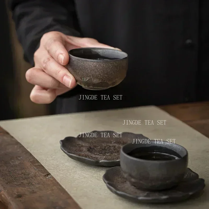 1 Pcs Chinese Antique Ceramic Teacup Meditation Cup Gilding Process Handmade Boutique Pottery Tea Bowl Master Cup Tea Set 50ml