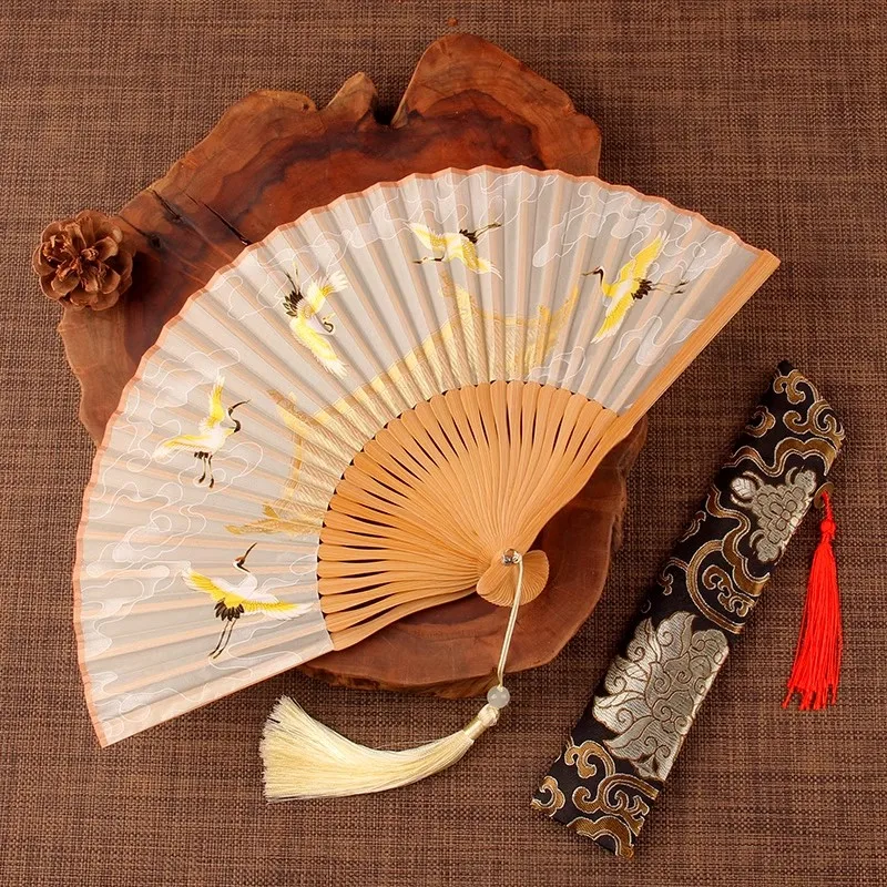 Chinese Palace Style Folding Fan - Elegant Bamboo Silk Fan for Women, Hanfu & Qipao Dance Performance, Traditional Handheld Fan