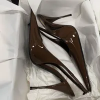 Niche européenne et américaine de haute qualité, sandales creuses à dos pointu, jupes de Banquet à la mode pour femmes, chaussures polyvalentes 2