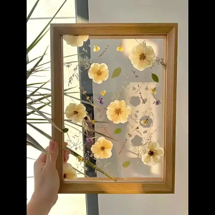 アクリル画 女性と花 木製フレーム付き 約91cm x 123cm 両面透明木製額縁テーブル写真葉っぱドライフラワー標本装飾アクリル