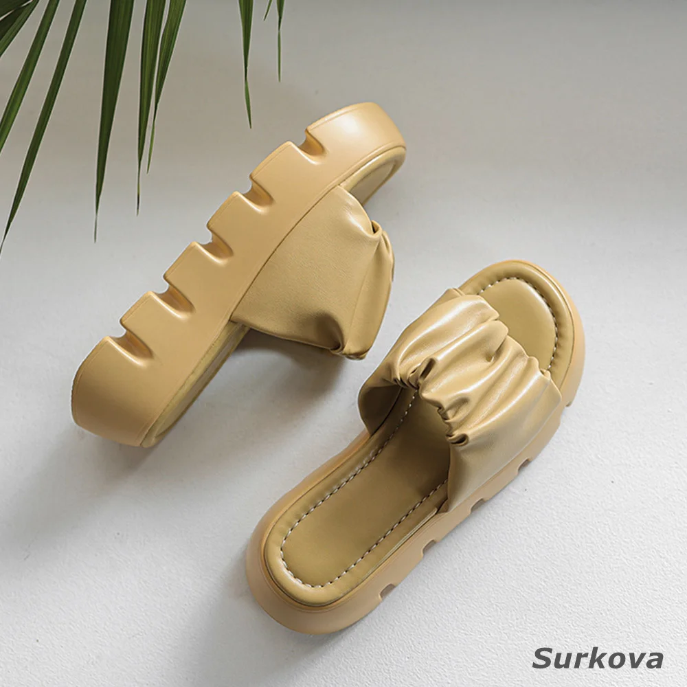 2023 Summer New The New Open-Toe Outer-Wearing Shallow Sandals High Heels Shoes Thick Soles Flat with Shallow Women Slippers Pu