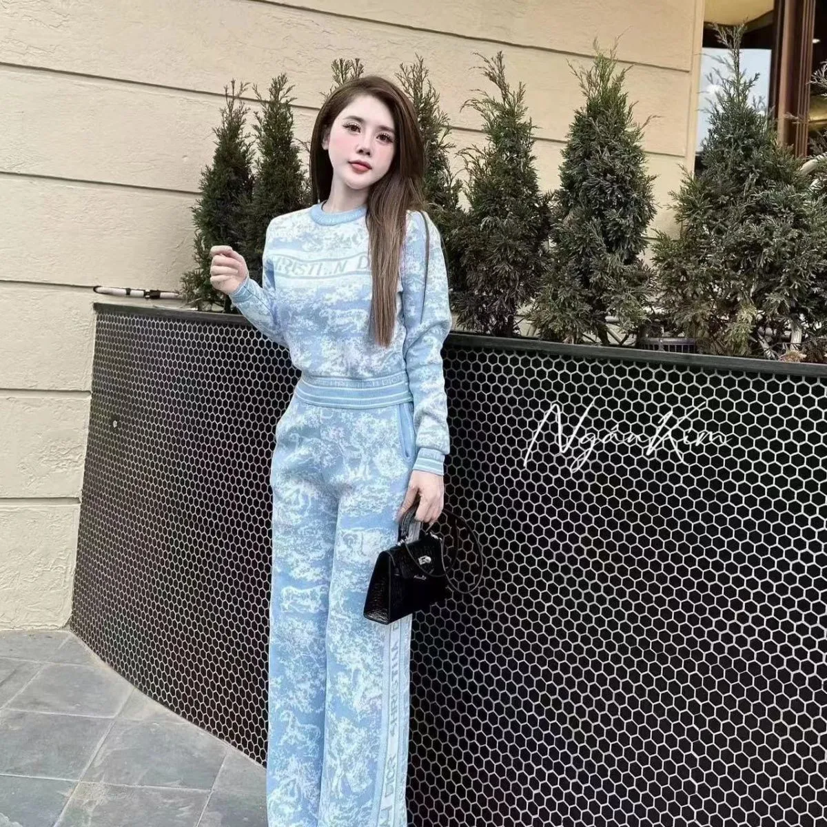 Autumn and Winter New Pullover Top Round Neck Letter Knit Wide Leg Pants Temperament Age Reducing Two-piece Set 4