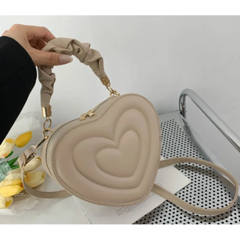 Trendy Shoulder Bag Shaped Heart Cute Crossbody Handbags For Women Casual High-Quality Messenger Versatile Luxury Multicolored