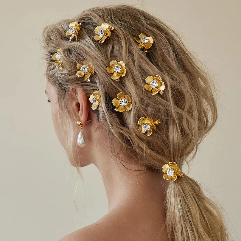 4PCS Alloy Gold Flower Hair Clips Metal Butterfly Barrettes Girl Duck Clip Hairpin Rhinestones Female Hair Snap Clips