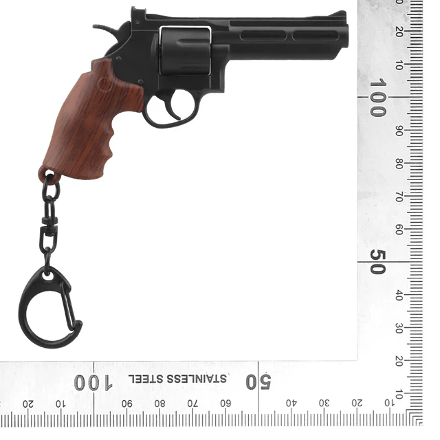 Revolver 1:4 Tactical Keychain